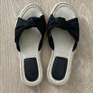 H&M Black and Cream Knotted Slide Sandals